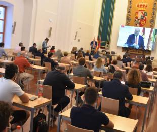 En el acto de presentación de los resultados del programa ‘UCLM Rural: Universitarios ante la despoblación’