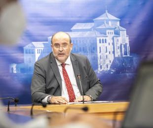 El vicepresidente del Ejecutivo autonómico ha comparecido hoy en la Comisión de Economía y Presupuestos de las Cortes de Castilla-La Mancha