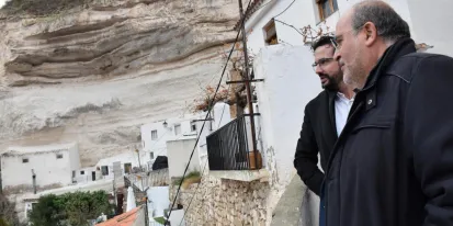 El vicepresidente primero visita la localidad de Alcalá del Júcar