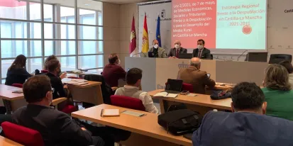 Durante la reunión mantenida hoy con los responsables de las diferentes áreas del Gobierno regional en la provincia